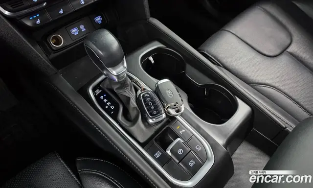 Hyundai Santa Fe 2020 2.0 автомат (гидро), миниатюра 11 Hyundai Santa Fe 2020 2.0 автомат (гидро), миниатюра 11