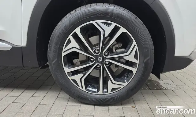 Hyundai Santa Fe 2020 2.0 автомат (гидро), миниатюра 6 Hyundai Santa Fe 2020 2.0 автомат (гидро), миниатюра 6