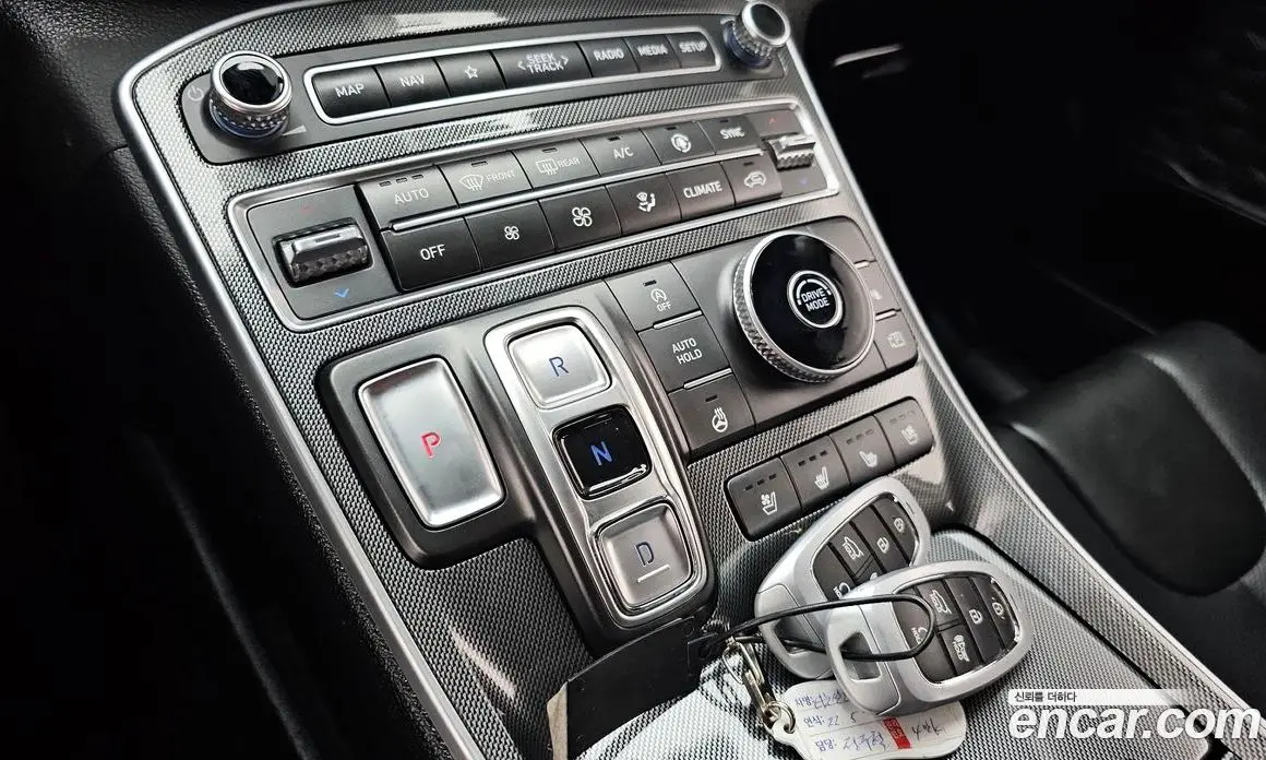 Hyundai Santa Fe 2022 2.2 автомат (гидро), фото 11