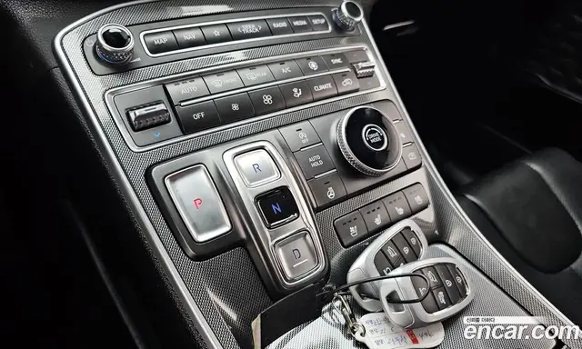 Hyundai Santa Fe 2022 2.2 автомат (гидро), миниатюра 11