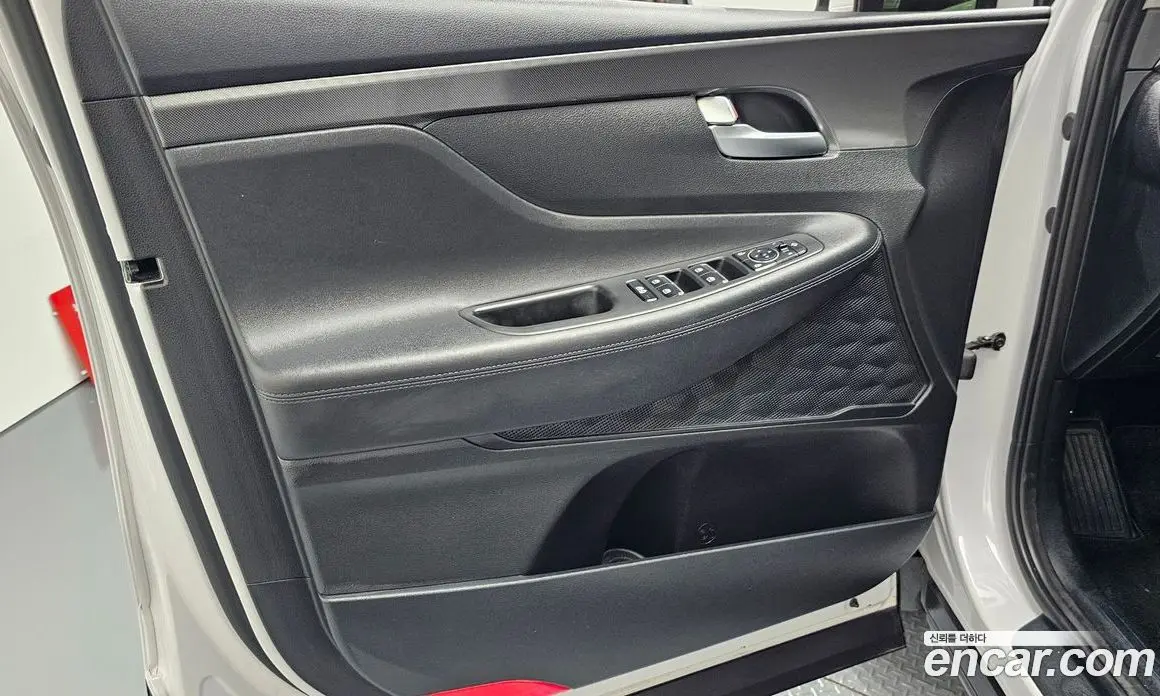 Hyundai Santa Fe 2022 2.2 автомат (гидро), фото 13