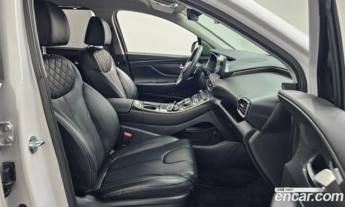 Hyundai Santa Fe 2022 2.2 автомат (гидро), фото 15