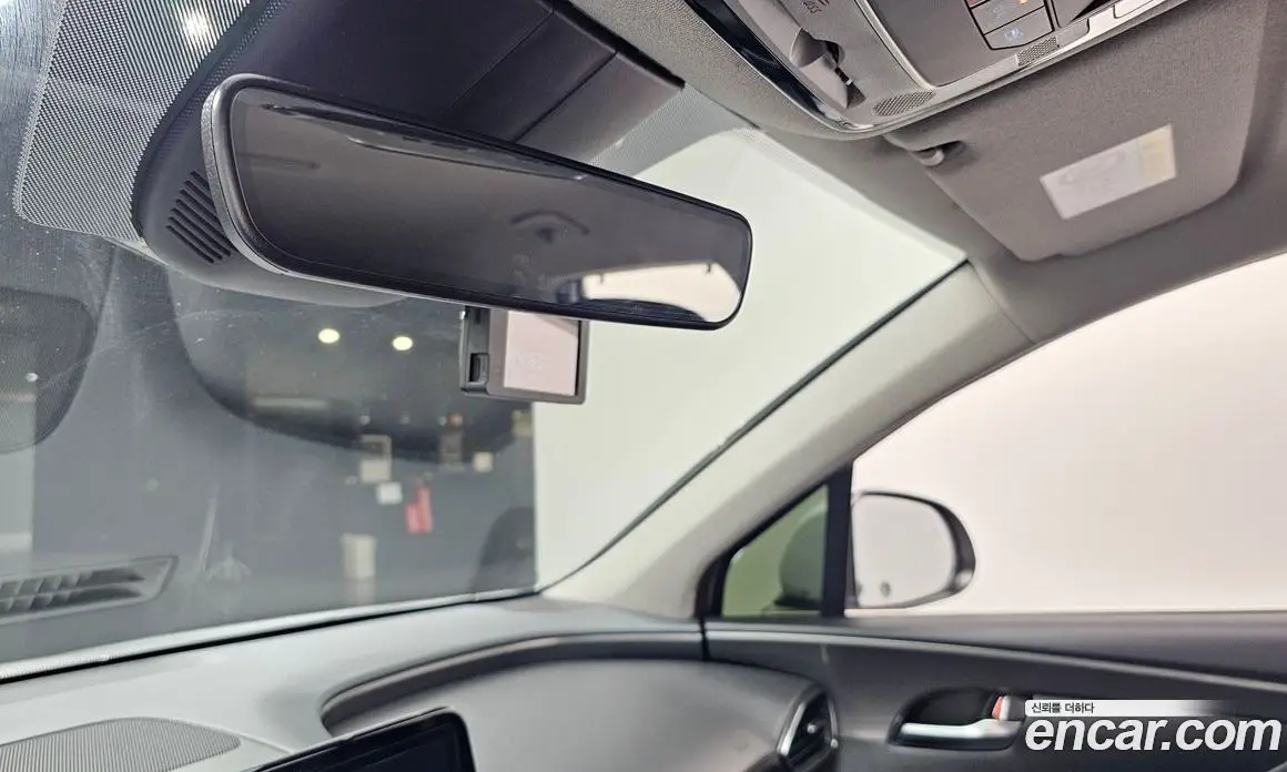 Hyundai Santa Fe 2022 2.2 автомат (гидро), фото 27