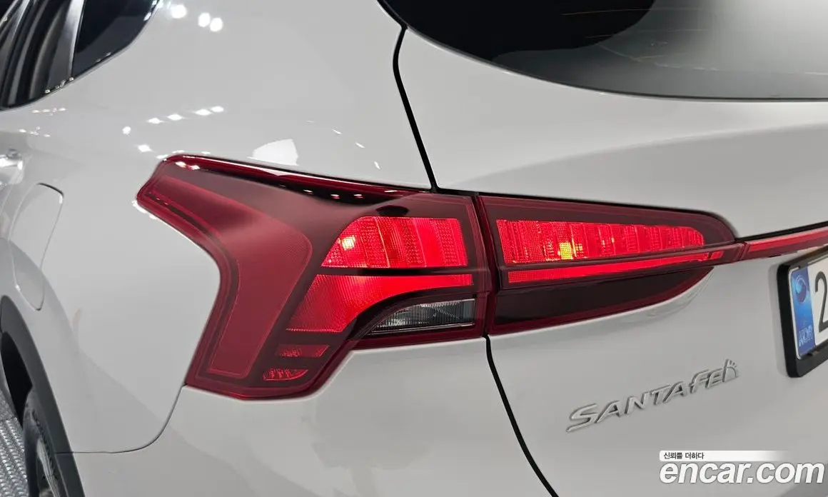 Hyundai Santa Fe 2022 2.2 автомат (гидро), фото 8