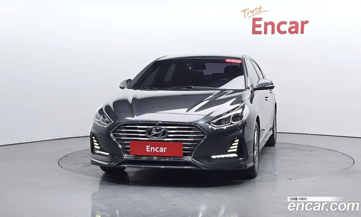 Hyundai Sonata 2017 2.0 автомат (гидро), фото 2 Hyundai Sonata 2017 2.0 автомат (гидро), фото 2