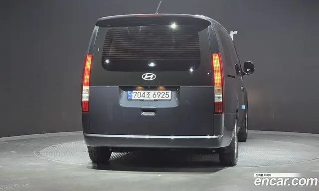 Hyundai Staria 2024 2.2 автомат (гидро), миниатюра 4 Hyundai Staria 2024 2.2 автомат (гидро), миниатюра 4