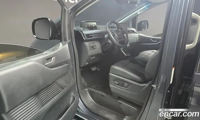 Hyundai Staria 2024 2.2 автомат (гидро), миниатюра 10 Hyundai Staria 2024 2.2 автомат (гидро), миниатюра 10