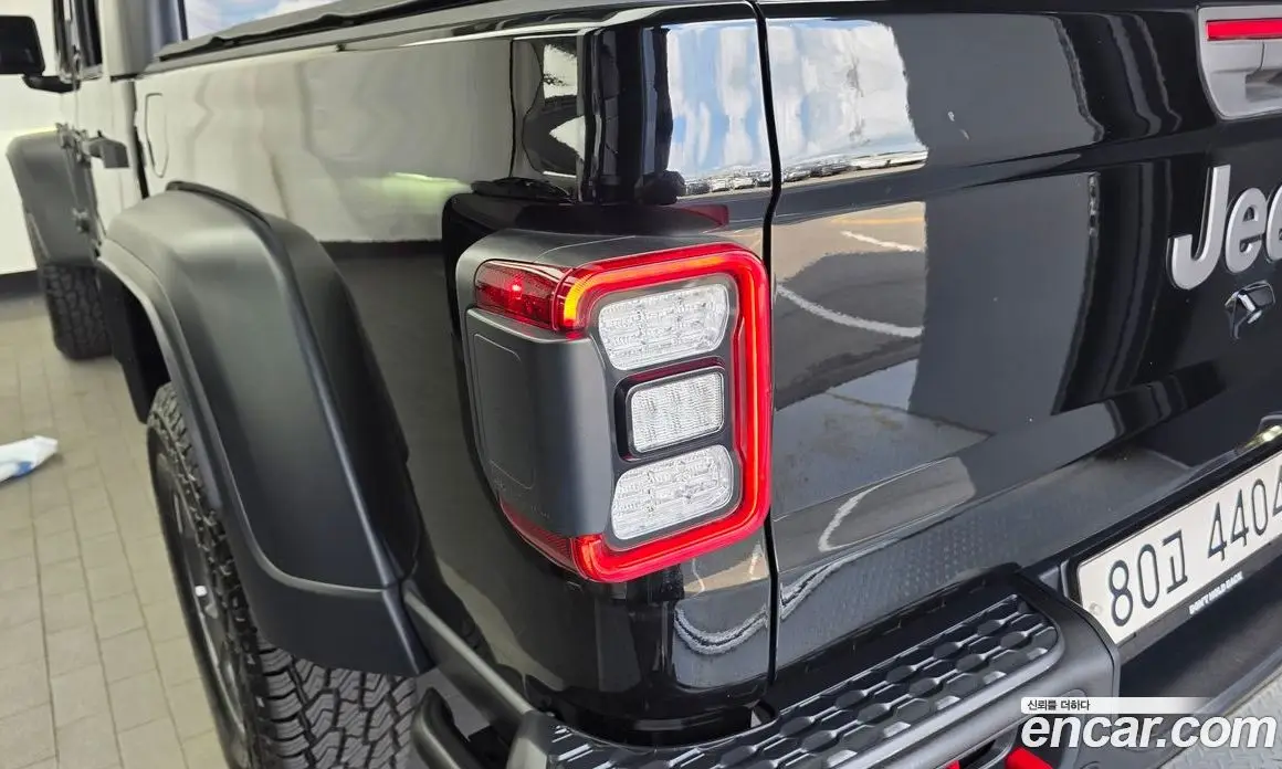 Jeep Gladiator 2021 3.6 автомат (гидро), фото 9 Jeep Gladiator 2021 3.6 автомат (гидро), фото 9