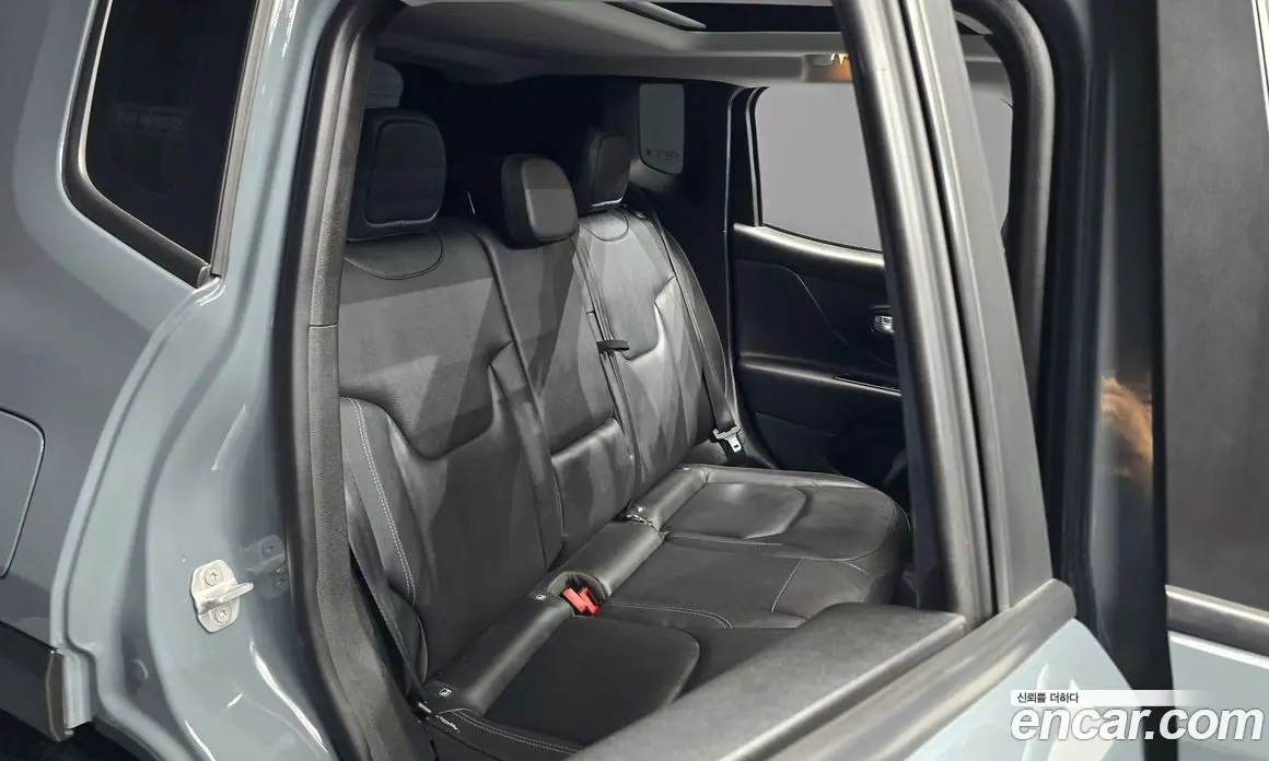 Jeep Renegade 2018 2.0 автомат (гидро), фото 18 Jeep Renegade 2018 2.0 автомат (гидро), фото 18