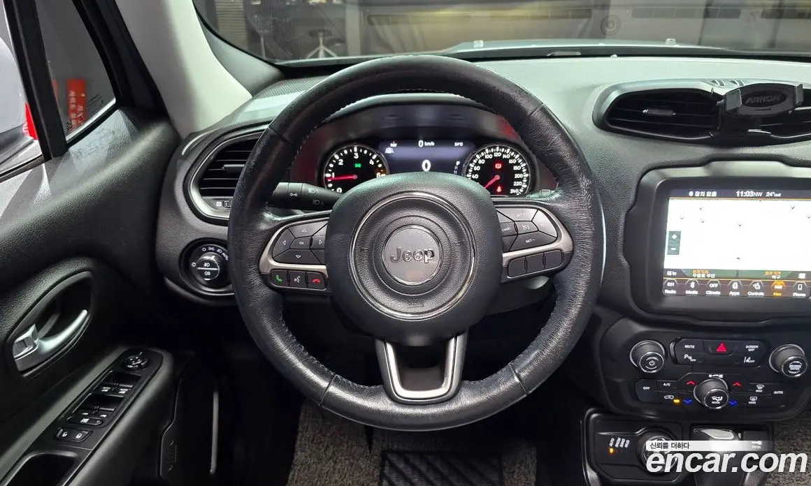 Jeep Renegade 2018 2.0 автомат (гидро), фото 19 Jeep Renegade 2018 2.0 автомат (гидро), фото 19