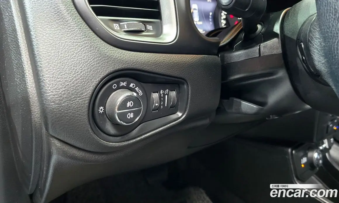 Jeep Renegade 2018 2.0 автомат (гидро), фото 27 Jeep Renegade 2018 2.0 автомат (гидро), фото 27