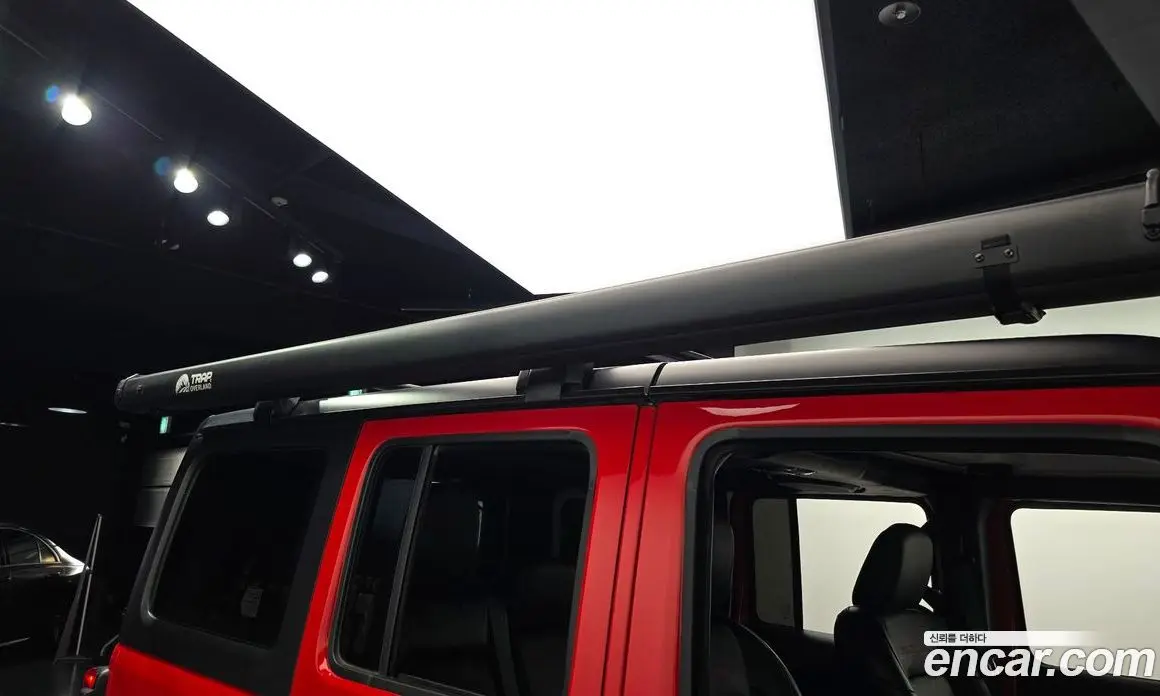 Jeep Wrangler 2018 2.0 автомат (гидро), фото 25 Jeep Wrangler 2018 2.0 автомат (гидро), фото 25