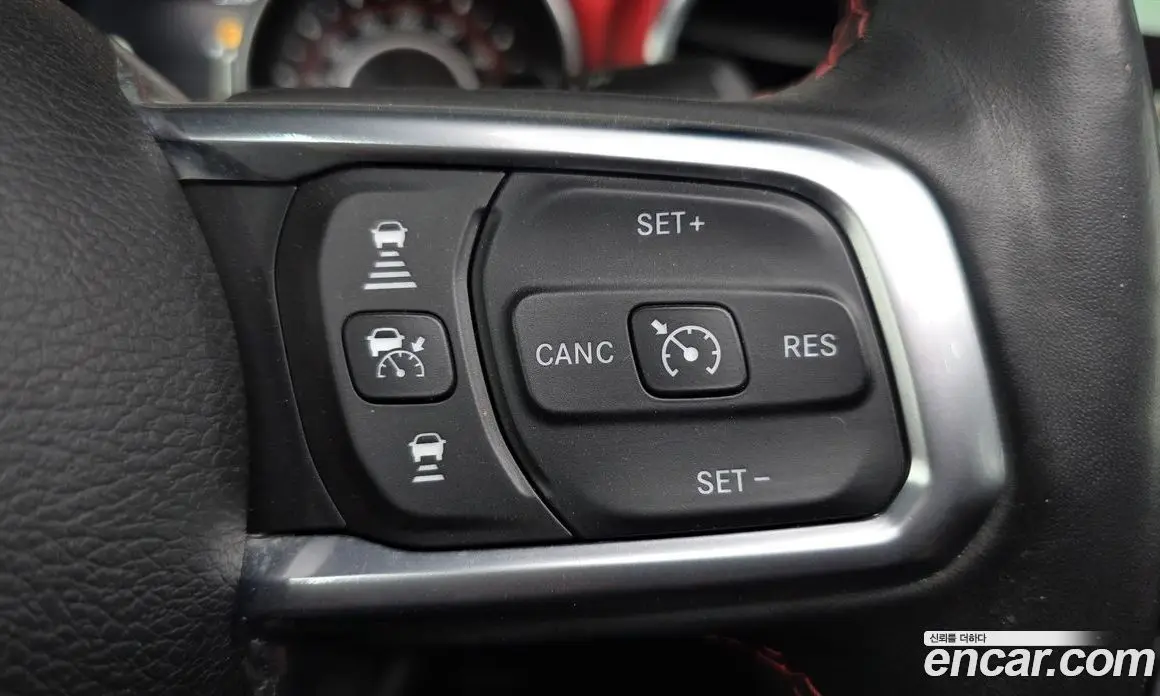 Jeep Wrangler 2019 2.0 автомат (гидро), фото 24 Jeep Wrangler 2019 2.0 автомат (гидро), фото 24