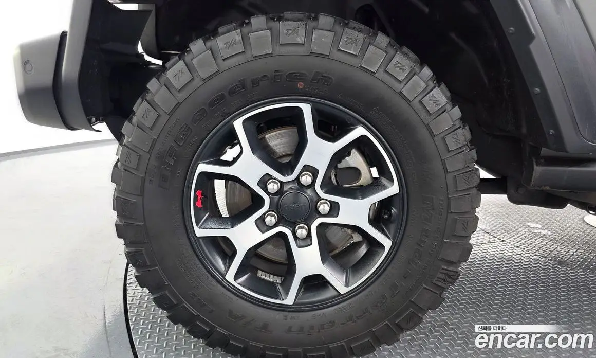 Jeep Wrangler 2019 2.0 автомат (гидро), фото 5 Jeep Wrangler 2019 2.0 автомат (гидро), фото 5