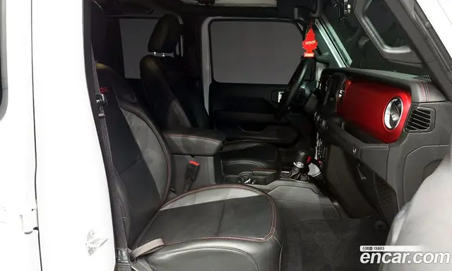 Jeep Wrangler 2023 2.0 автомат (гидро), миниатюра 11
