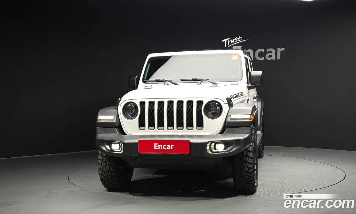 Jeep Wrangler 2023 2.0 автомат (гидро), фото 3