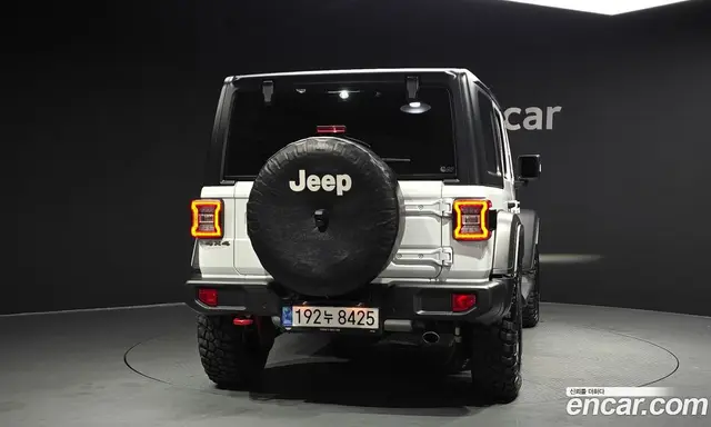 Jeep Wrangler 2023 2.0 автомат (гидро), миниатюра 4