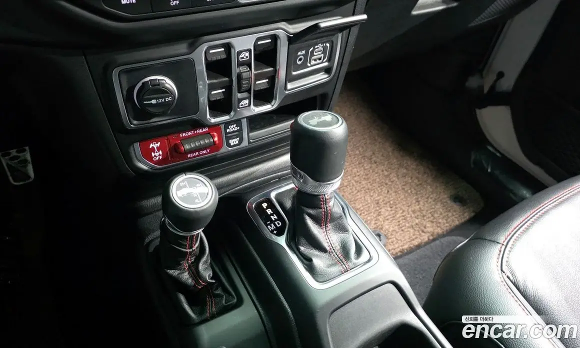 Jeep Wrangler 2023 2.0 автомат (гидро), фото 9