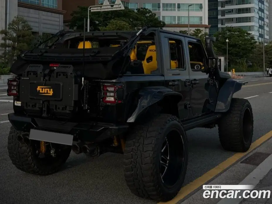 Jeep Wrangler 2023 2.0 автомат (гидро), фото 4 Jeep Wrangler 2023 2.0 автомат (гидро), фото 4