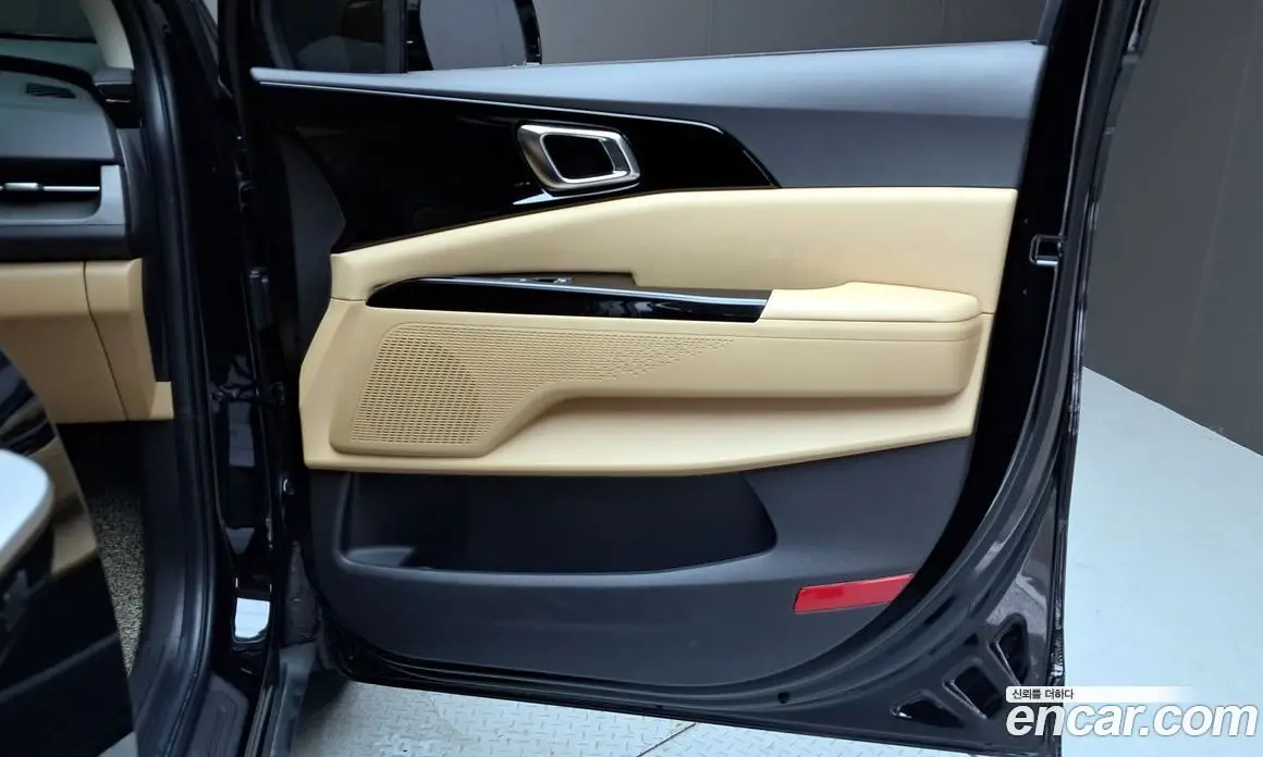Kia Carnival 2021 2.2 автомат (гидро), фото 15