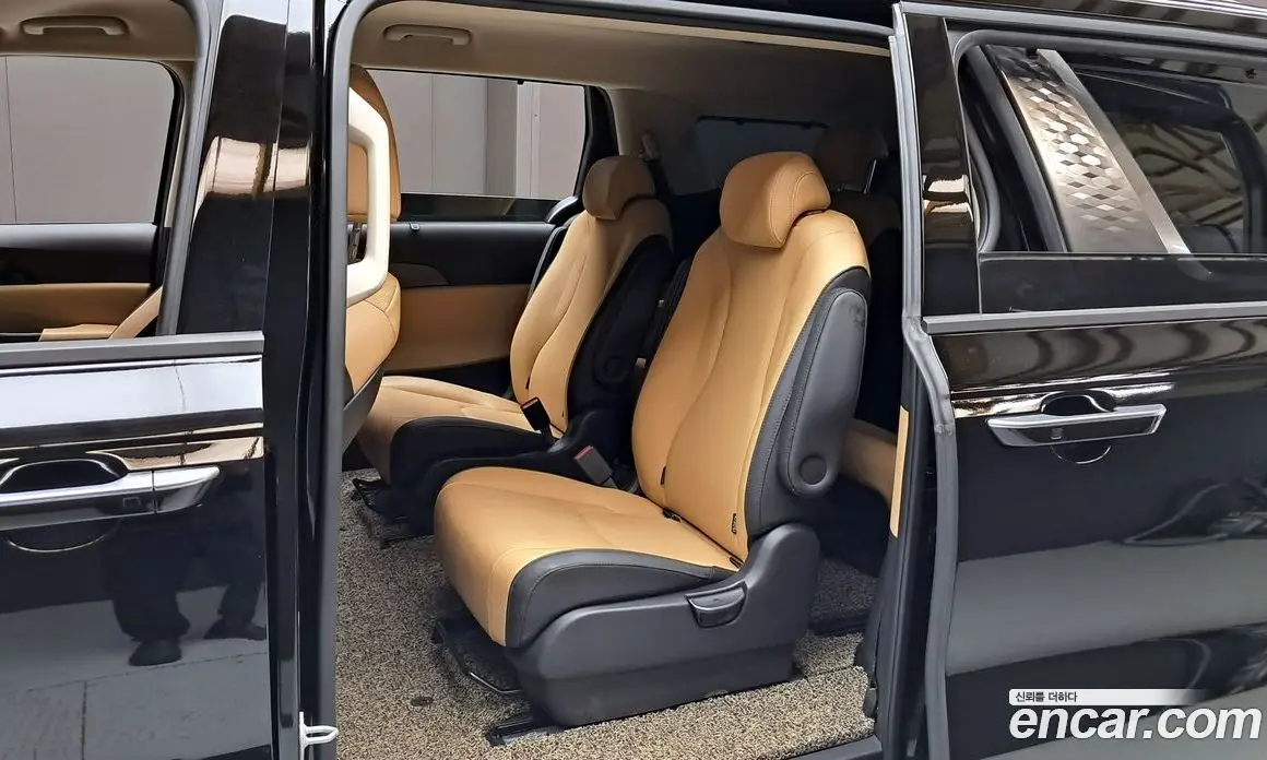 Kia Carnival 2021 2.2 автомат (гидро), фото 16