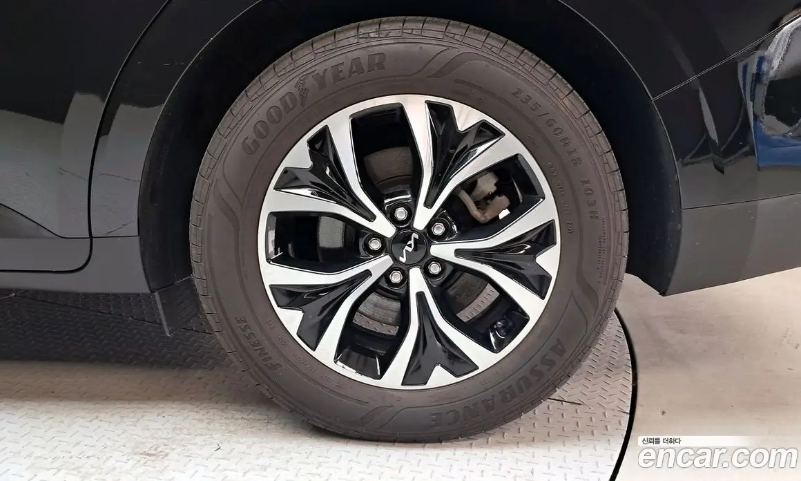 Kia Carnival 2021 2.2 автомат (гидро), фото 7