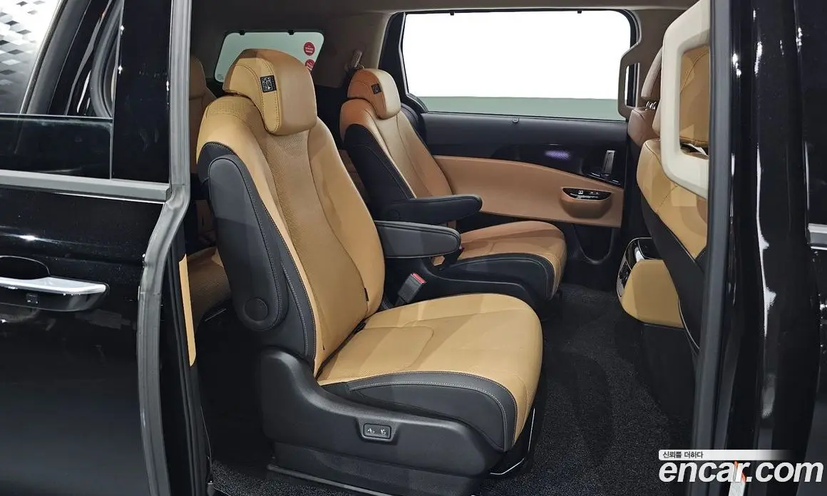 Kia Carnival 2023 2.2 автомат (гидро), фото 16 Kia Carnival 2023 2.2 автомат (гидро), фото 16