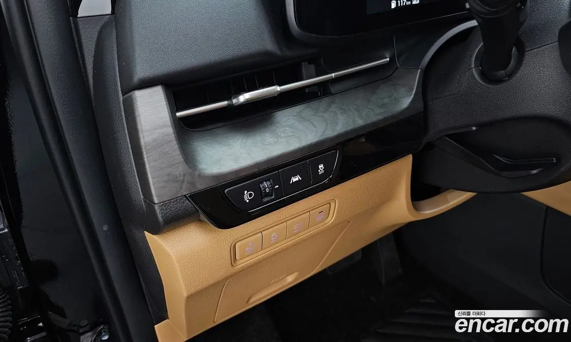 Kia Carnival 2023 2.2 автомат (гидро), фото 23 Kia Carnival 2023 2.2 автомат (гидро), фото 23