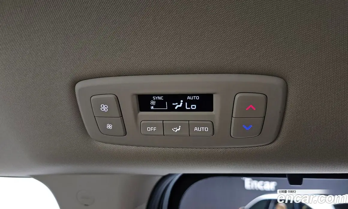 Kia Carnival 2023 2.2 автомат (гидро), фото 33 Kia Carnival 2023 2.2 автомат (гидро), фото 33