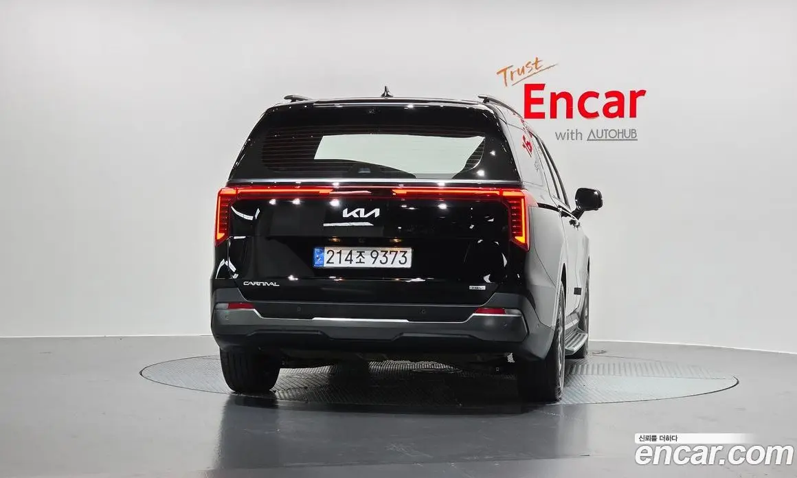 Kia Carnival 2024 1.6 автомат (гидро), фото 4 Kia Carnival 2024 1.6 автомат (гидро), фото 4