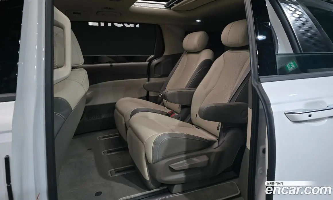 Kia Carnival 2025 1.6 автомат (гидро), фото 12 Kia Carnival 2025 1.6 автомат (гидро), фото 12