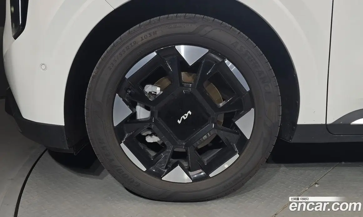 Kia Carnival 2025 1.6 автомат (гидро), фото 5 Kia Carnival 2025 1.6 автомат (гидро), фото 5
