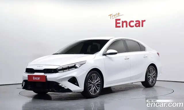 Kia K3 2022 1.6 автомат (гидро), миниатюра 1 Kia K3 2022 1.6 автомат (гидро), миниатюра 1