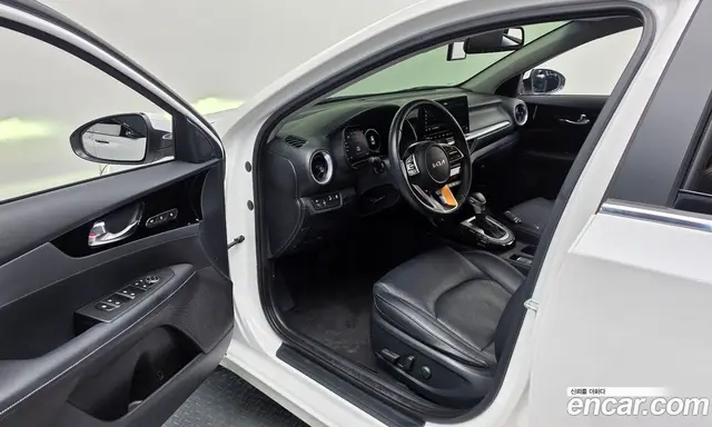 Kia K3 2022 1.6 автомат (гидро), миниатюра 10 Kia K3 2022 1.6 автомат (гидро), миниатюра 10
