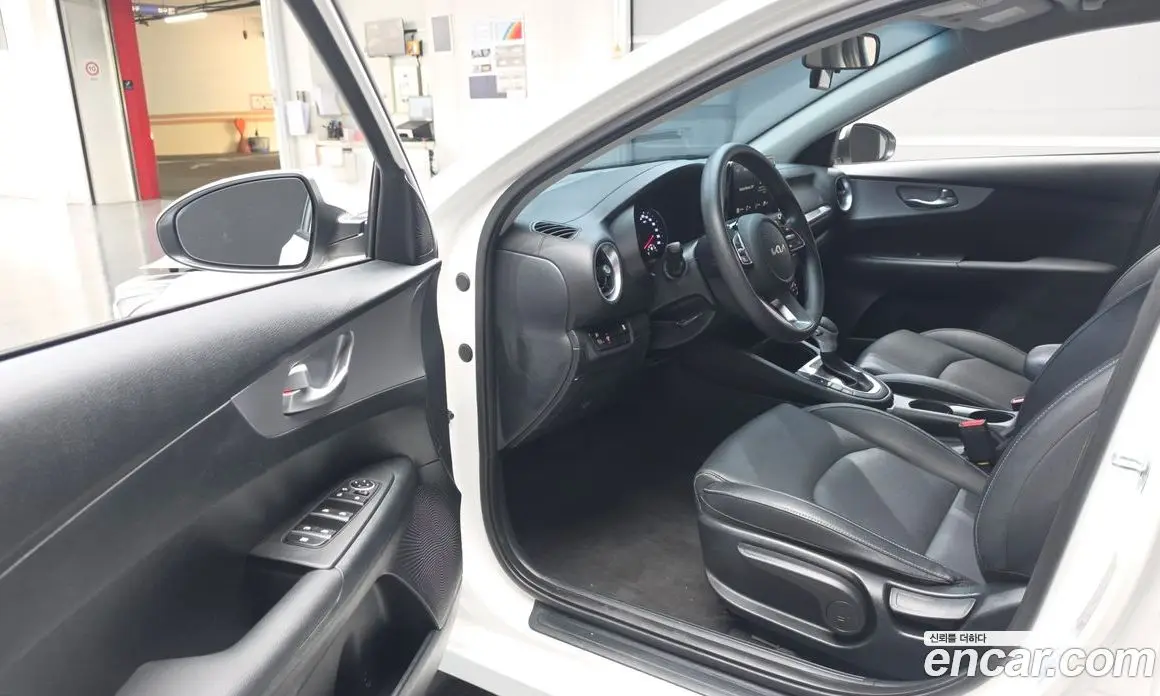 Kia K3 2023 1.6 автомат (гидро), фото 13 Kia K3 2023 1.6 автомат (гидро), фото 13
