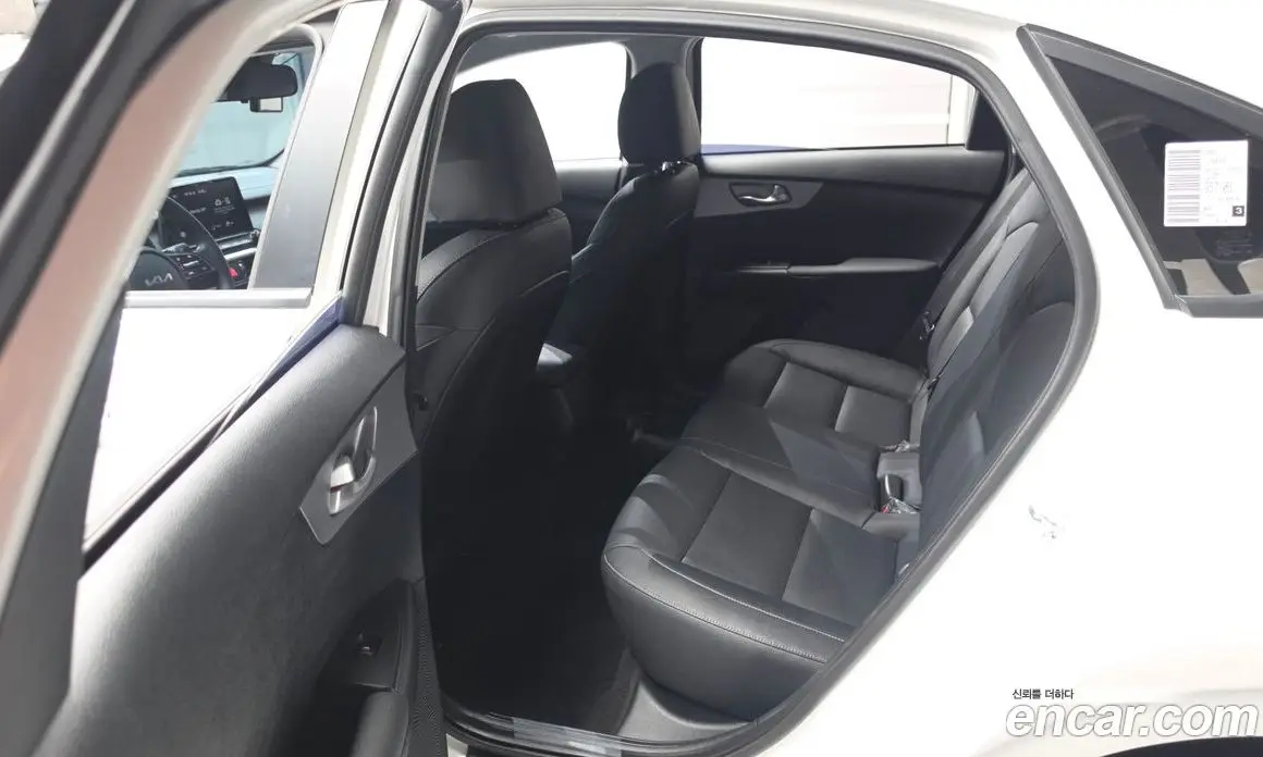 Kia K3 2023 1.6 автомат (гидро), фото 17 Kia K3 2023 1.6 автомат (гидро), фото 17