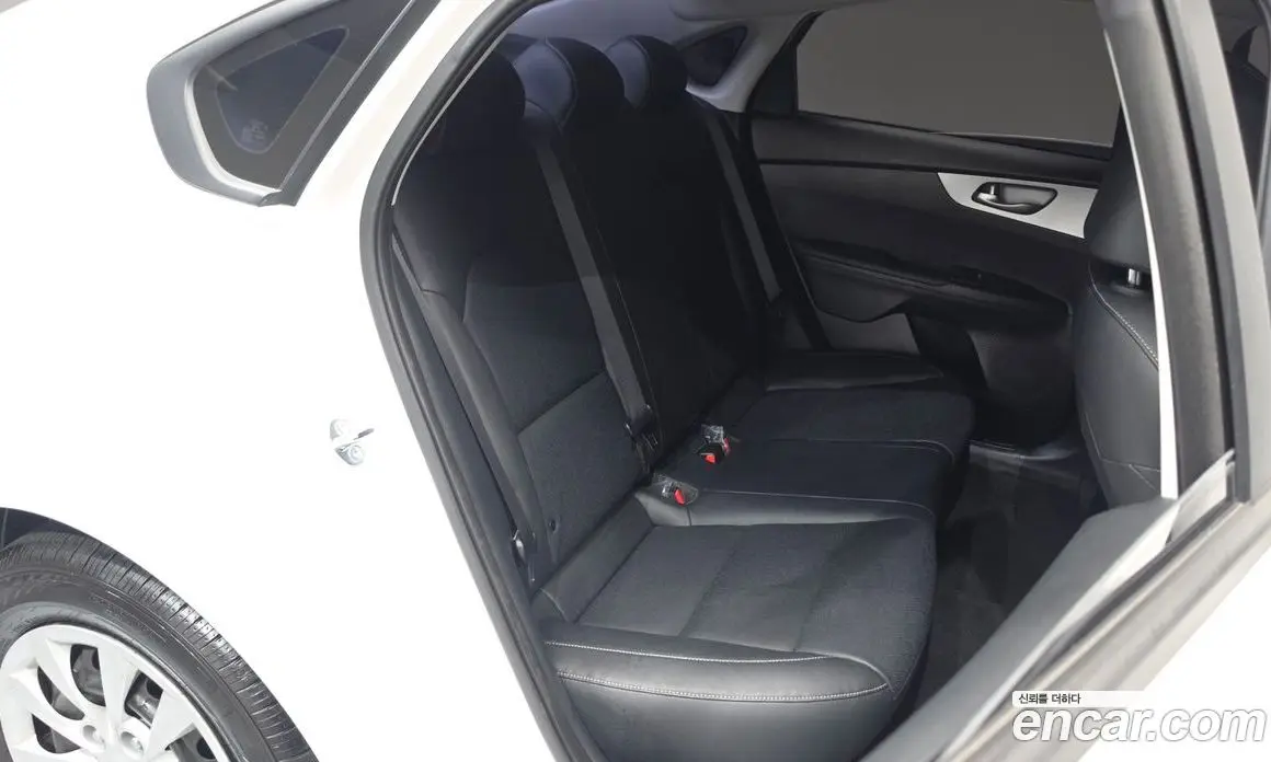 Kia K3 2023 1.6 автомат (гидро), фото 18 Kia K3 2023 1.6 автомат (гидро), фото 18