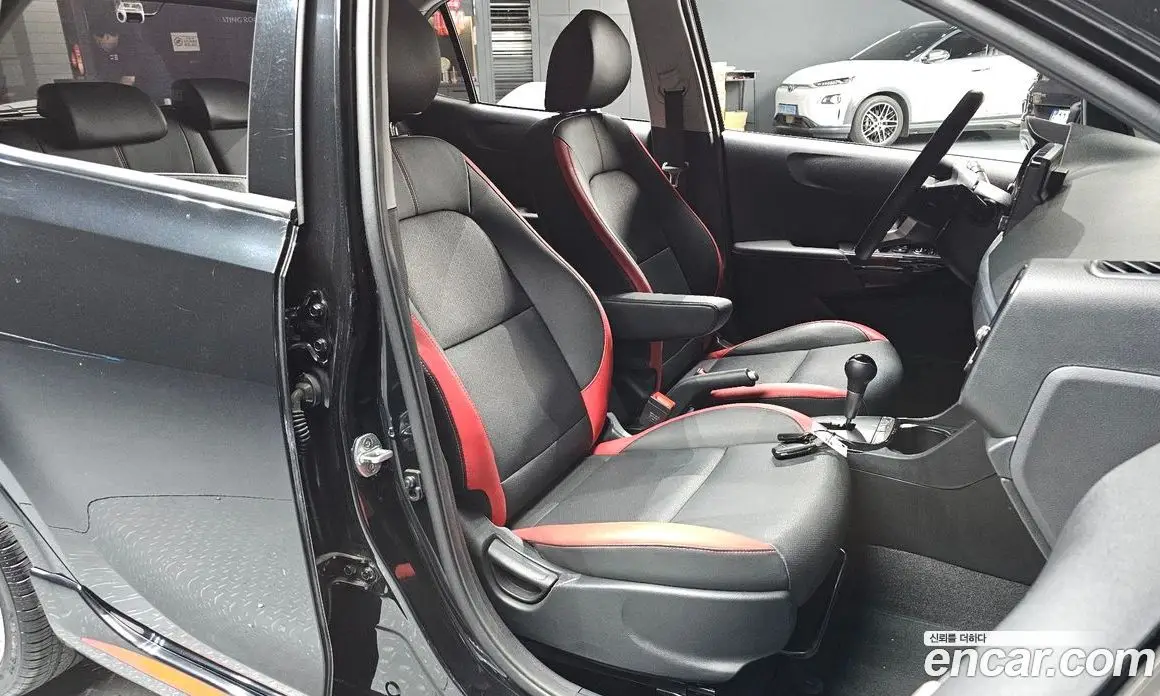 Kia Morning 2018 1.0 автомат (гидро), фото 15 Kia Morning 2018 1.0 автомат (гидро), фото 15