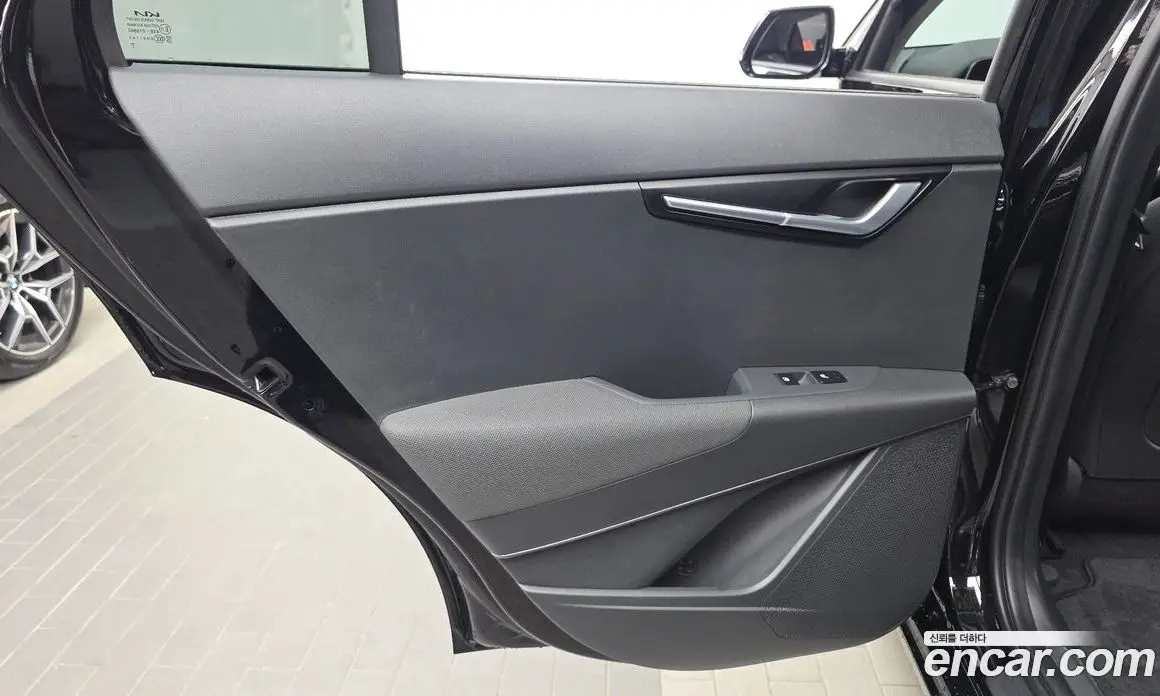 Kia Niro 2023 0.2 автомат (гидро), фото 14 Kia Niro 2023 0.2 автомат (гидро), фото 14