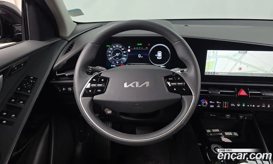Kia Niro 2023 0.2 автомат (гидро), фото 18 Kia Niro 2023 0.2 автомат (гидро), фото 18