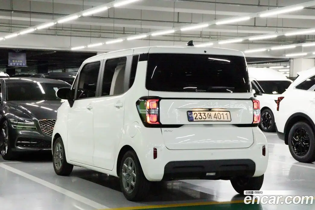 Kia Ray 2024 1.0 автомат (гидро), фото 6