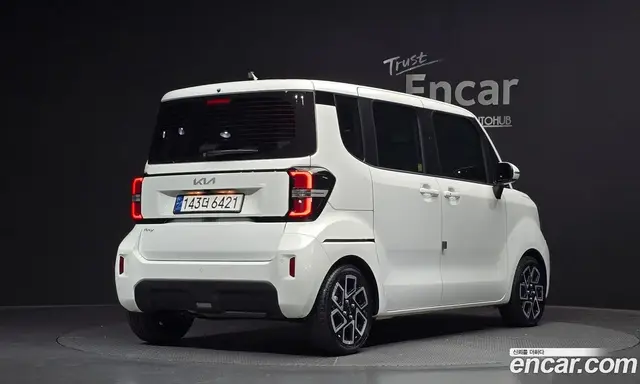 Kia Ray 2024 1.0 автомат (гидро), миниатюра 1 Kia Ray 2024 1.0 автомат (гидро), миниатюра 1