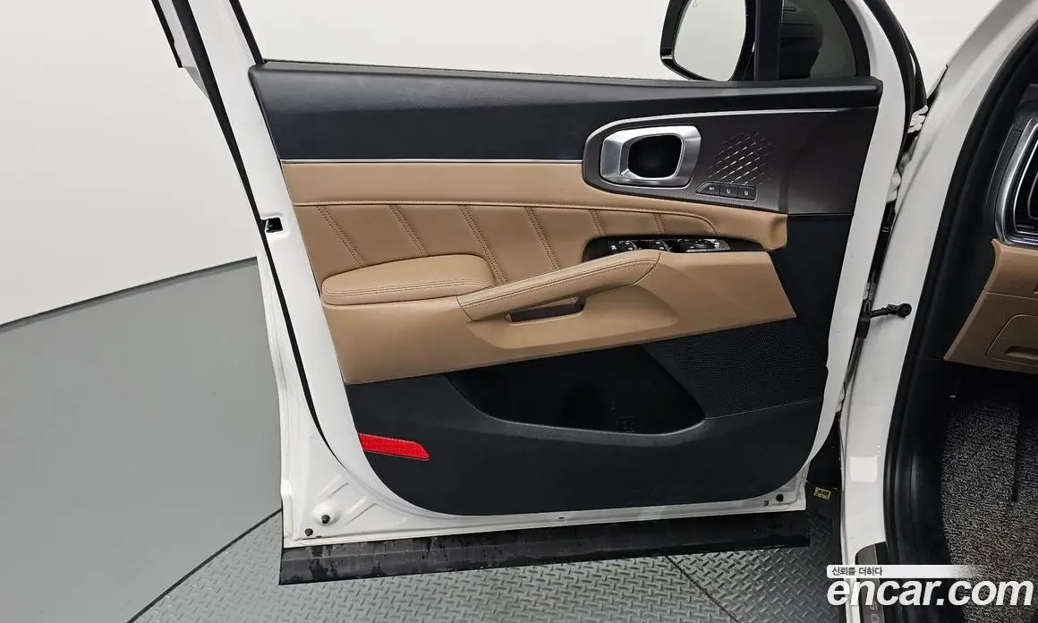 Kia Sorento 2025 1.6 автомат (гидро), фото 14 Kia Sorento 2025 1.6 автомат (гидро), фото 14