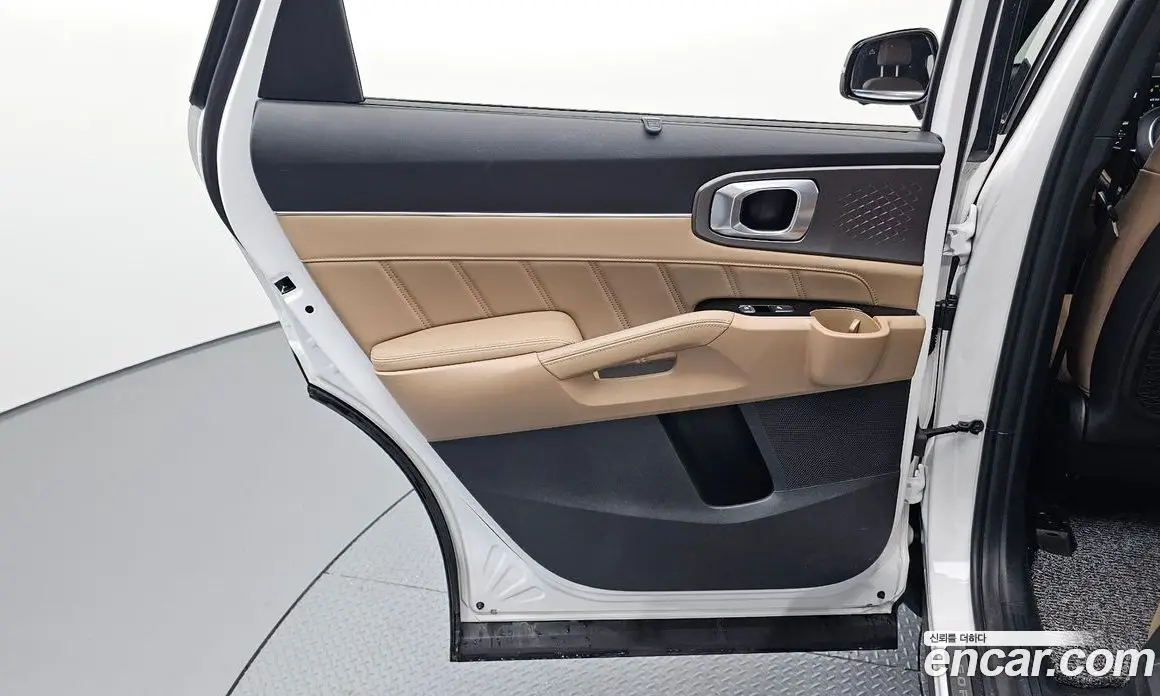 Kia Sorento 2025 1.6 автомат (гидро), фото 15 Kia Sorento 2025 1.6 автомат (гидро), фото 15