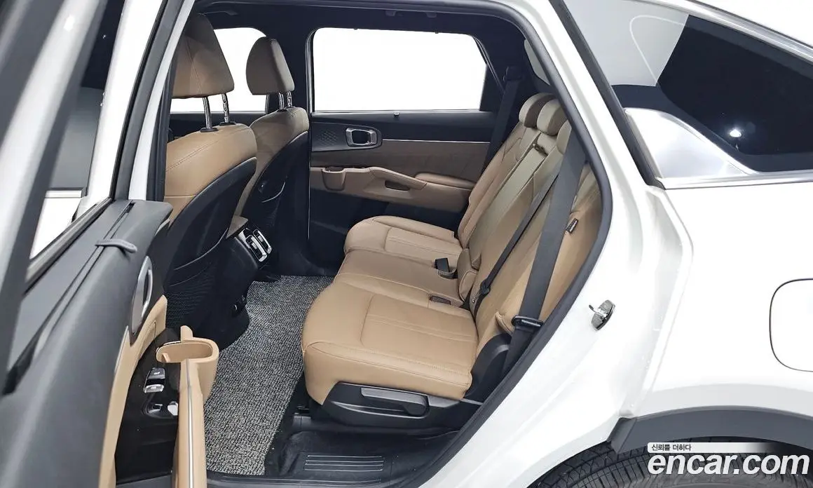 Kia Sorento 2025 1.6 автомат (гидро), фото 17 Kia Sorento 2025 1.6 автомат (гидро), фото 17