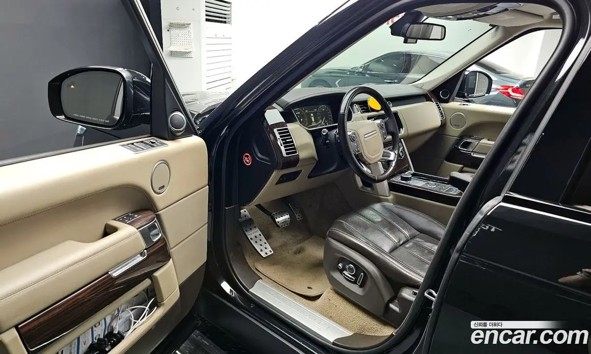 Land Rover Range Rover 2016 4.4 автомат (гидро), фото 10
