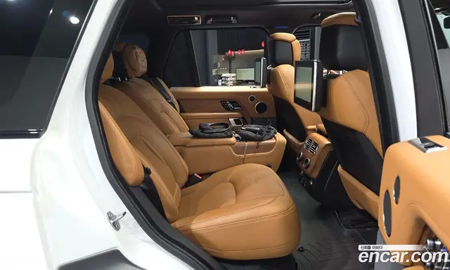 Land Rover Range Rover 2022 3.0 автомат (гидро), миниатюра 12
