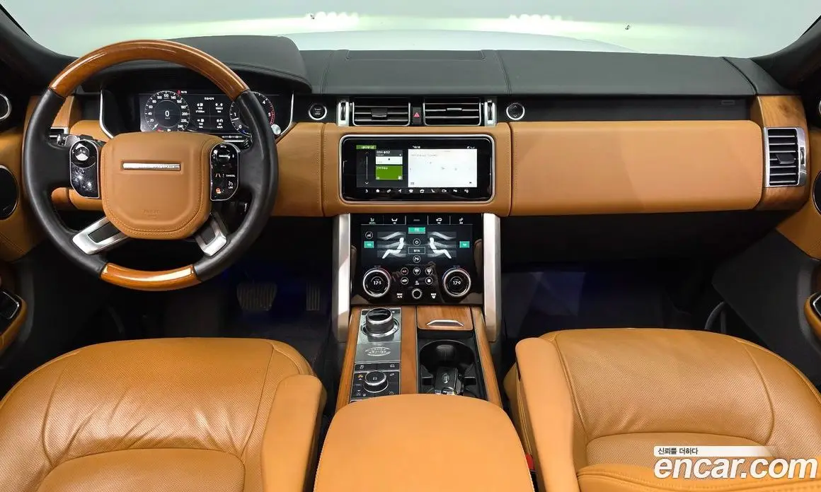 Land Rover Range Rover 2022 3.0 автомат (гидро), фото 7