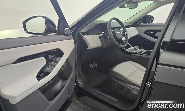 Land Rover Range Rover Evoque 2025 2.0 автомат (гидро), миниатюра 10 Land Rover Range Rover Evoque 2025 2.0 автомат (гидро), миниатюра 10
