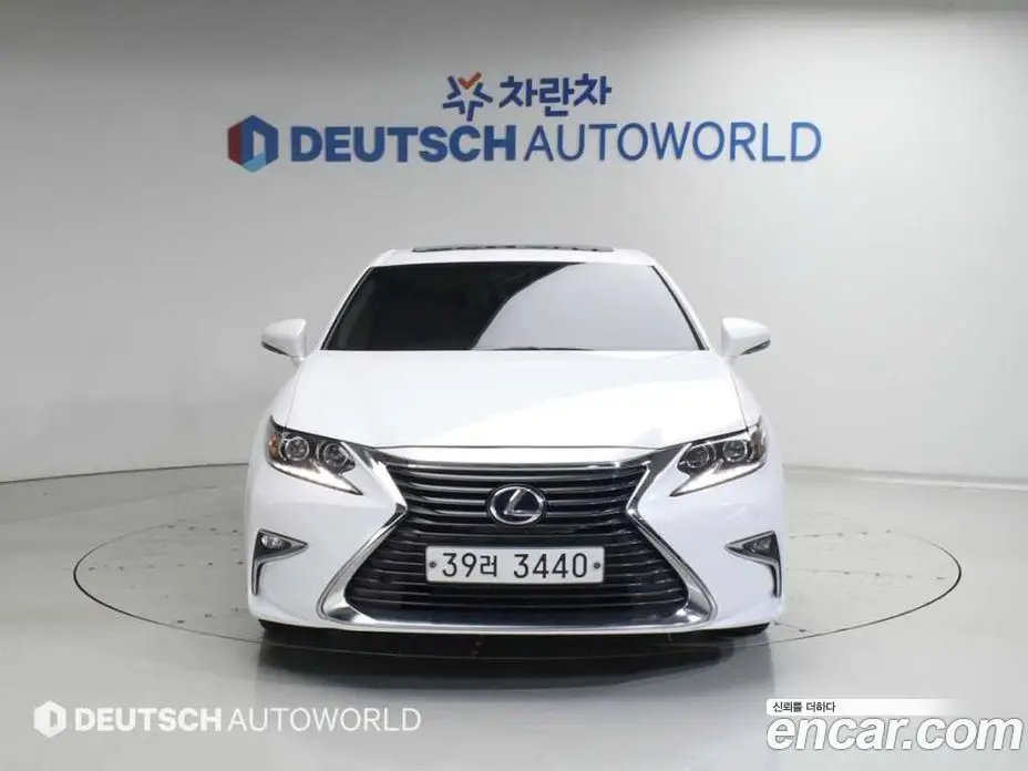 Lexus ES 2018 2.5 автомат (гидро), фото 3 Lexus ES 2018 2.5 автомат (гидро), фото 3